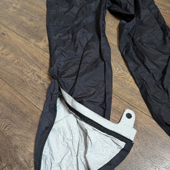 GOLITE Black Thin Nylon PACKABLE WINDBREAKER PANTS Rain Hike Gym Layer Womens XL - Picture 4 of 8